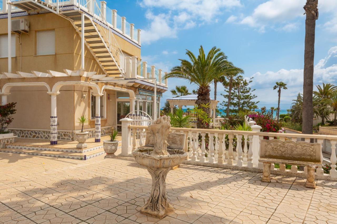 Вилла Fidalsa Grand Mediterranean Beachfront Плайя-Фламенка Экстерьер фото