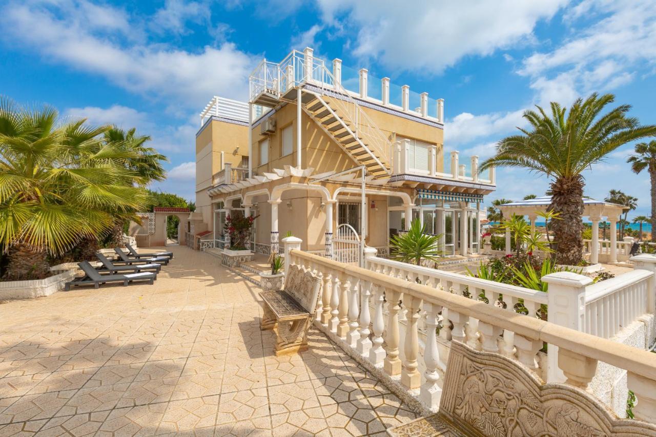 Вилла Fidalsa Grand Mediterranean Beachfront Плайя-Фламенка Экстерьер фото